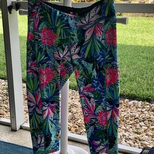 Lilly Pulitzer Mid-Calf Leggings Size XL